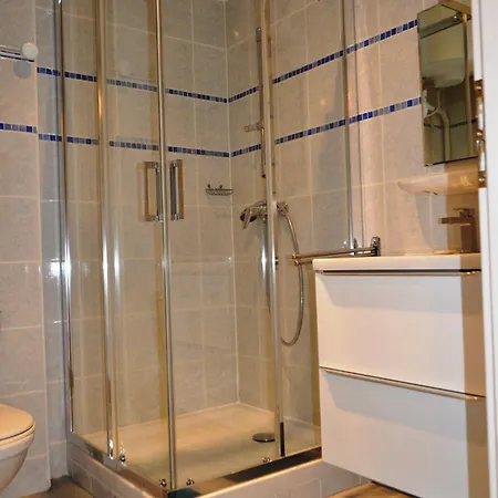 Confidence Hyper Centre Calme - Sejouraixlesbains Apartment Aix-les-Bains